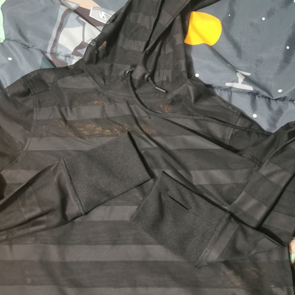 Crop top - Picture 1 of 4